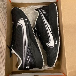 NIB Nike Vapor Edge Turf Shoes